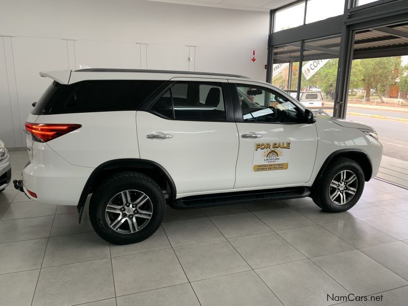 Toyota FORTUNER 2.4 4X4 A/T in Namibia