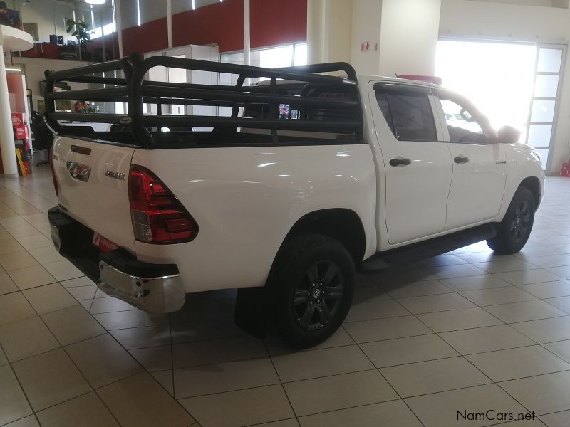 Toyota HILUX DC 2.4GD6 RAIDER 2X4 Manual RB in Namibia