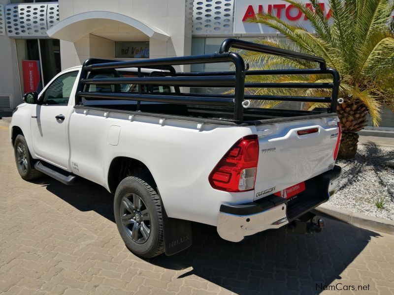 Toyota HILUX SC 2.4GD6 4X4 RAIDER MT in Namibia