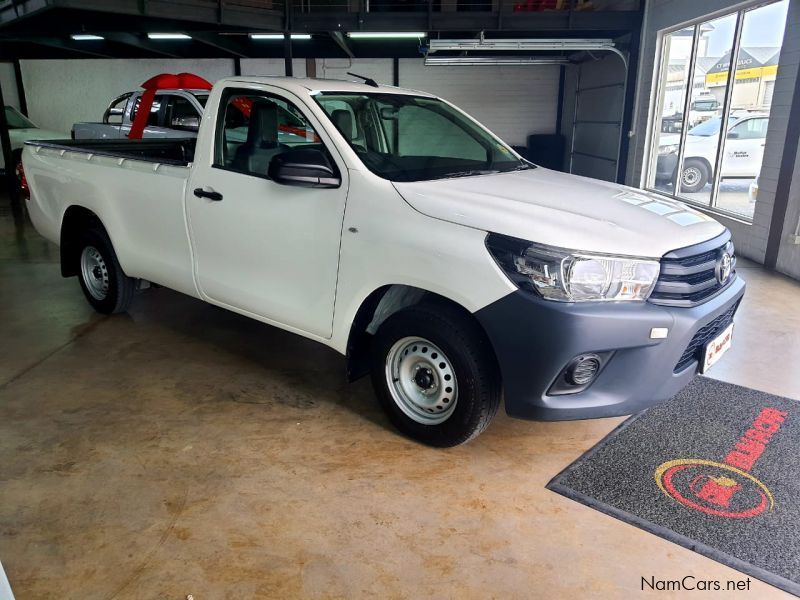 Toyota Hilux 2.4 GD LWB S/C in Namibia