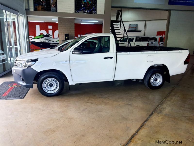 Toyota Hilux 2.4 GD LWB S/C in Namibia