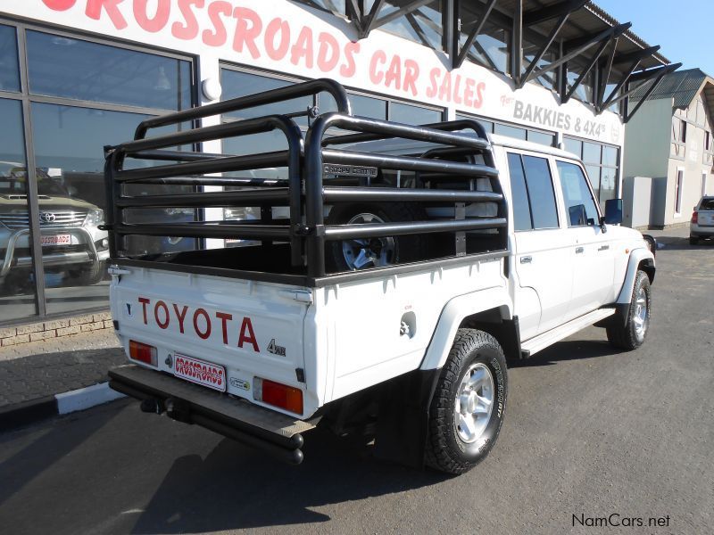 Toyota LAND CRUISER   4.2 D/C  79 SERIES D/C 4X4 in Namibia