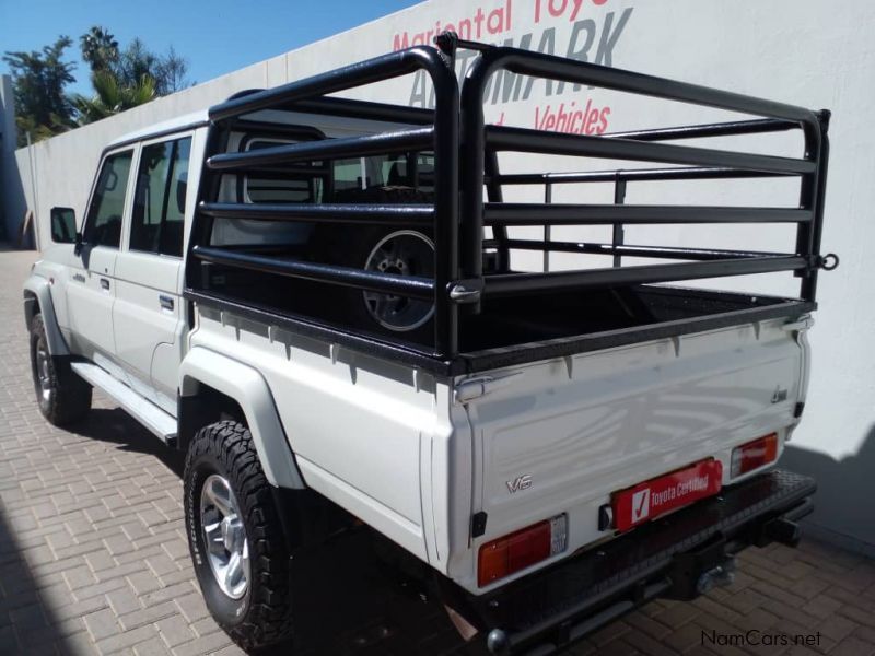 Toyota Land Cruiser DC 4.0 V6 Petrol in Namibia