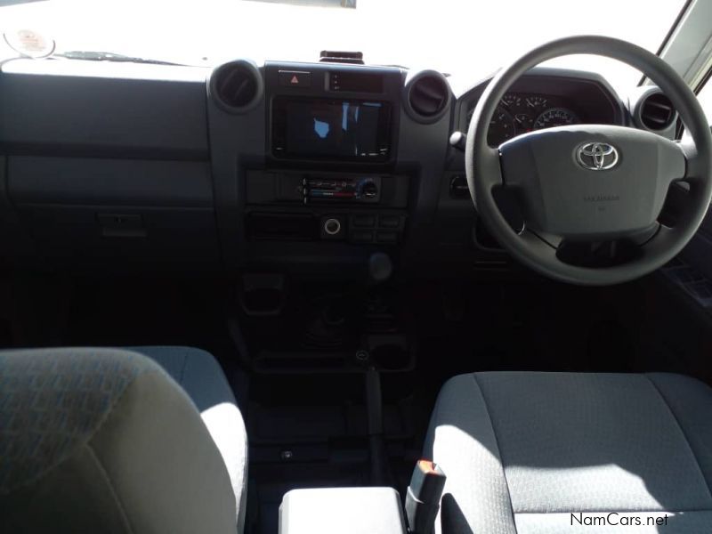 Toyota Land Cruiser DC 4.0 V6 Petrol in Namibia