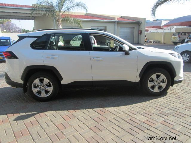 Toyota Rav 4 GX CVT in Namibia