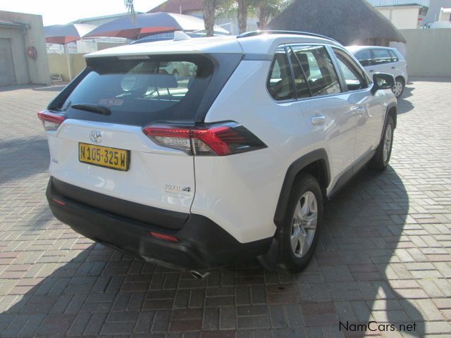 Toyota Rav 4 GX CVT in Namibia