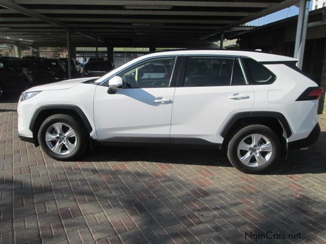 Toyota Rav 4 GX CVT in Namibia