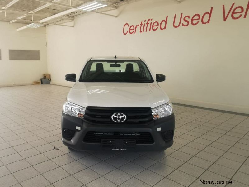 Toyota TOYOTA HILUX 2.4 DIESEL AIRCON in Namibia