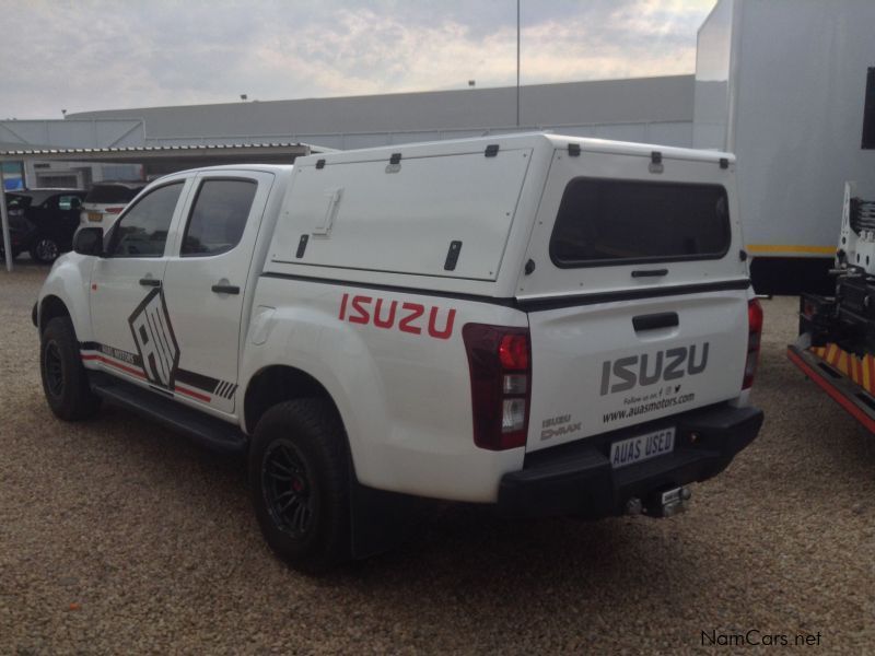 Isuzu D-MAX 250 4x2 HiRider D/CAB in Namibia