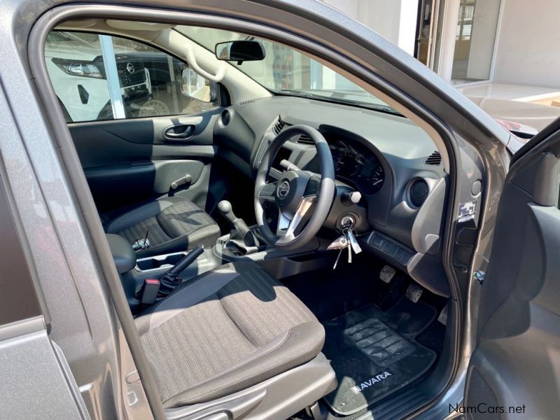 Nissan Navara 2.5 Dci 4x4 DC in Namibia