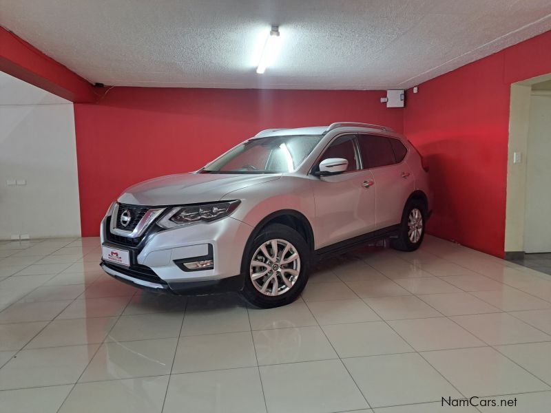 Nissan X-Trail 2.5 Acenta 4x4 CVT in Namibia