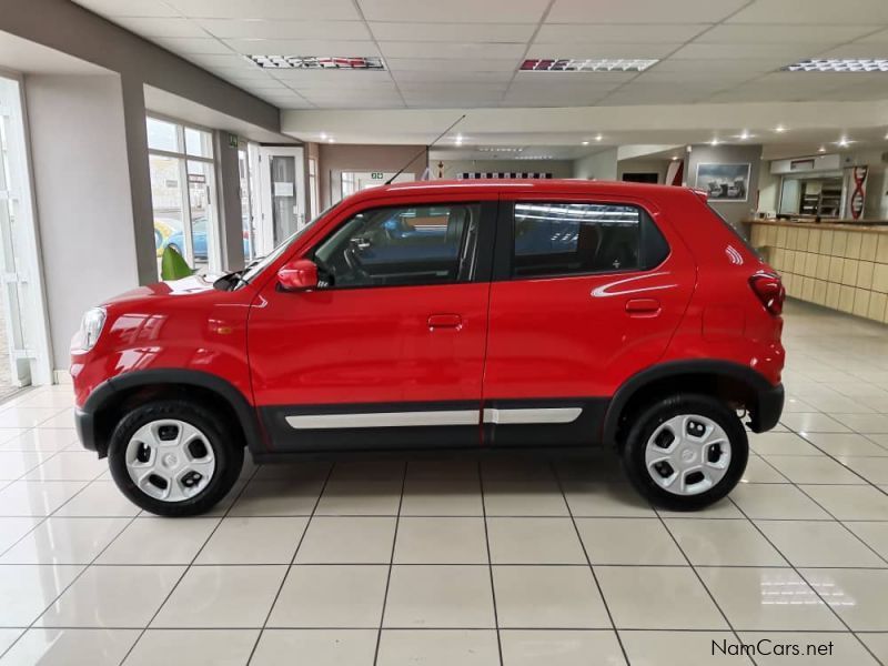 Suzuki S-Presso 1.0 GLPlus MT S-Edition in Namibia