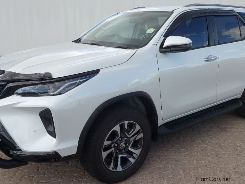 Toyota Fortuner 2.4 4x2 RB AT in Namibia