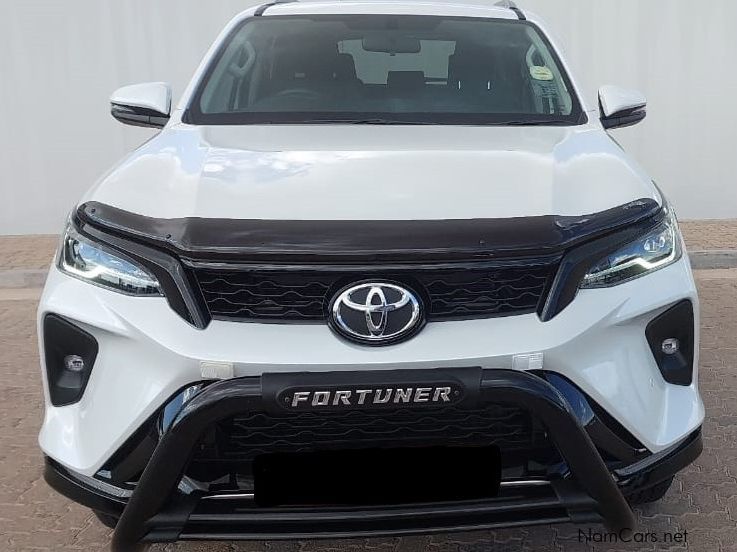 Toyota Fortuner 2.4 4x2 RB AT in Namibia