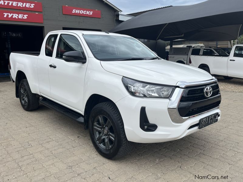 Toyota HILUX 2.4 GD-6 E/C A/T in Namibia