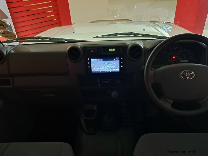 Toyota Land Cruiser 4.0 V6 DC in Namibia