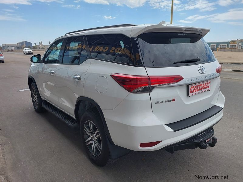 Toyota TOYOTA FORTUNER 2.4 GD6 A/T 4X4 in Namibia