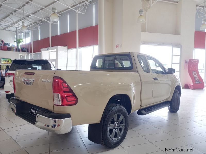 Toyota Hilux Extra Cab 2.4 GD6 RB RAI 6MT in Namibia