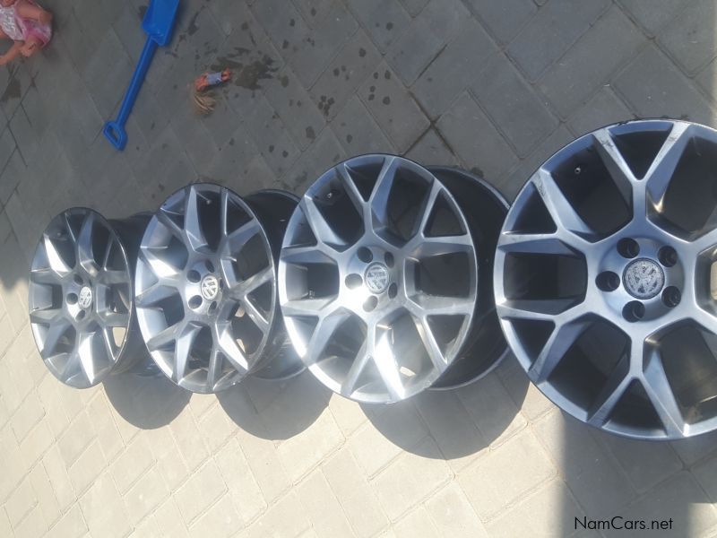 Buy 17inch VW Mag rims. in Windhoek Namibia