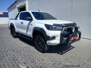 Toyota Hilux Ext Cab 2.8 Lgd 4x4 A/T a la venta en 