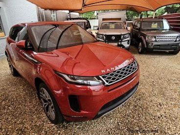 Pre-owned Land Rover Range Rover Evoque SE P250 183kw for sale in 