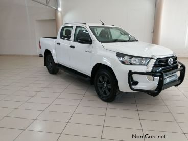 Pre-owned Toyota Hilux 2.4 D/C 4x4 AT for sale in 