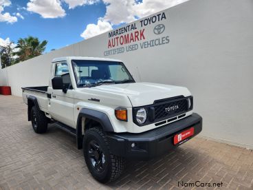 Pre-owned Toyota Land Cruiser Single Cab 2.8 AT for sale in 