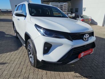 Pre-owned Toyota Fortuner 2.4 4x4 for sale in 