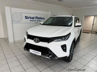 Pre-owned Toyota Fortuner 2.4 GD-6 4x4 AT for sale in 
