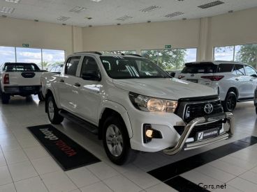 Pre-owned Toyota Toyota Hilux 2.4GD6 RB SRX AT for sale in 