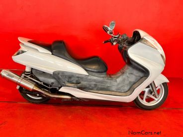 Pre-owned Yamaha GRAND MAJESTY 250 for sale in 