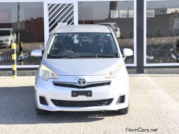 Pre-owned Toyota RACTIS for sale in 