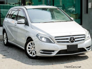 Pre-owned Mercedes-Benz B180 for sale in 