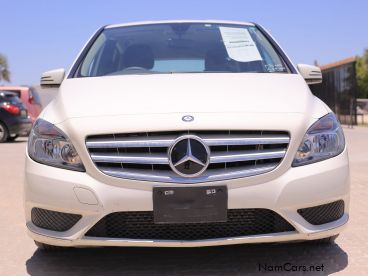Pre-owned Mercedes-Benz B180 for sale in 