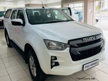 Pre-owned Isuzu Double Cab for sale in 