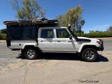 Pre-owned Toyota Toyota Landcruiser Double Cab V8 Diesel for sale in 