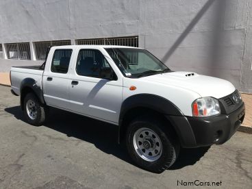 Pre-owned Nissan NP300 Dcab 2.5Tdi 4x4 for sale in 