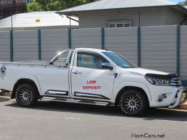 Pre-owned Toyota Hilux 2.0 VVTI for sale in 
