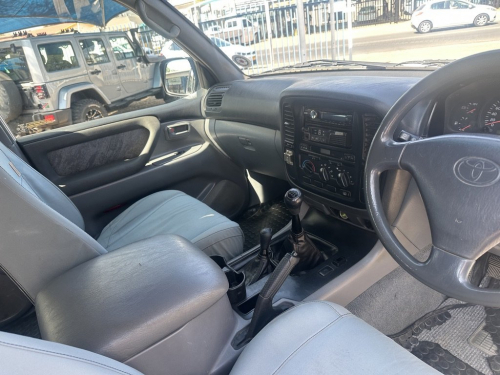Toyota Land Cruiser 100 4.5 EFi in Namibia