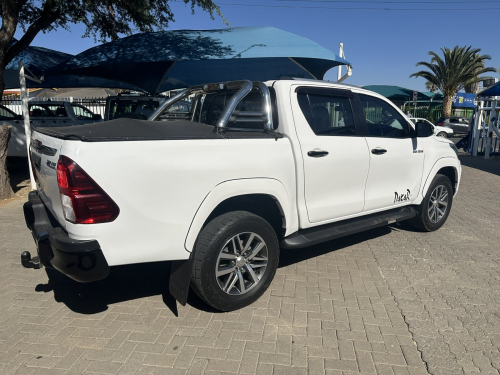 Toyota Hilux 2.8 GD6 Dakar D/cab 4x2 Auto in Namibia