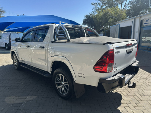 Toyota Hilux 2.8 GD6 Dakar D/cab 4x2 Auto in Namibia