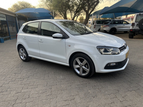 Volkswagen Polo Vivo 1.6 Highline in Namibia