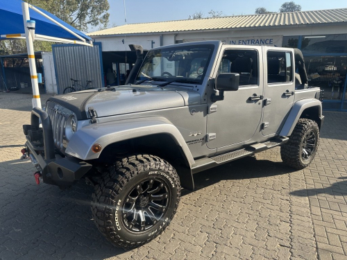 Jeep Wrangler Unlimited 3.6 V6 Sahara in Namibia