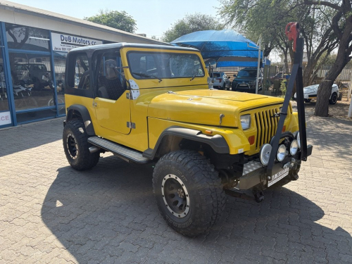 Toyota Landcruiser "Jeep" Chev 350 V8 in Namibia