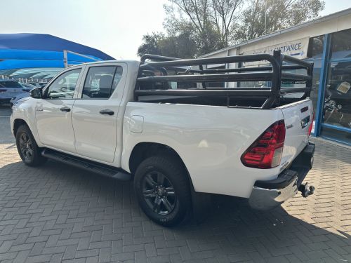 Toyota Hilux 2.4 GD6 4x4 D/cab Raider in Namibia