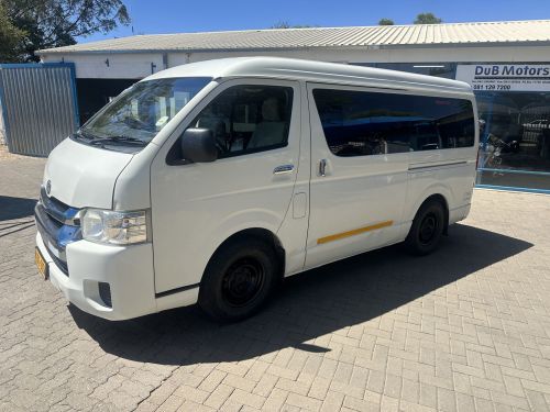 Toyota QUANTUM 2.5 D4D 10 SEATER in Namibia