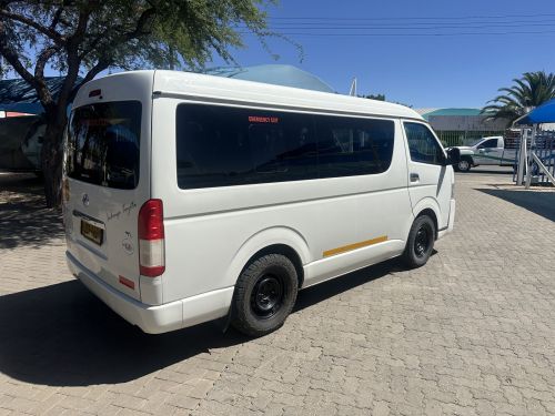 Toyota QUANTUM 2.5 D4D 10 SEATER in Namibia