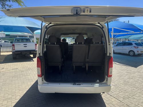 Toyota QUANTUM 2.5 D4D 10 SEATER in Namibia