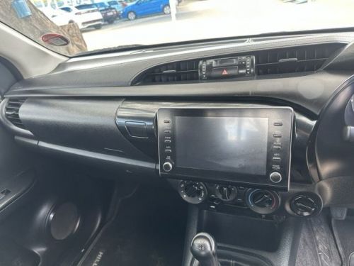 Toyota Hilux 2.4 GD6 4x4 Raider D/cab Manual in Namibia