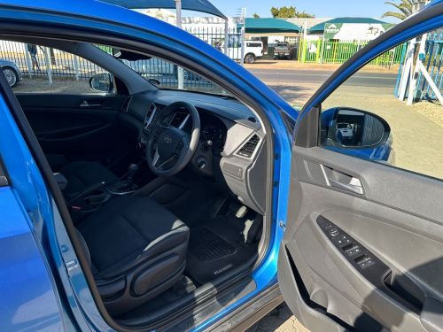 Hyundai TUCSON 2.0  PREMIUM AUTO in Namibia